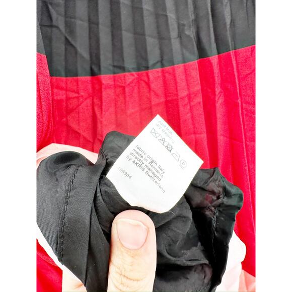Akris Punto Colorblock Plissé Pleated Midi Skirt Red Pink Size 10 FLAW - Picture 7 of 10